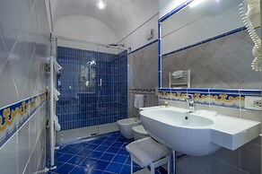 Albadamare Boutique Hotel