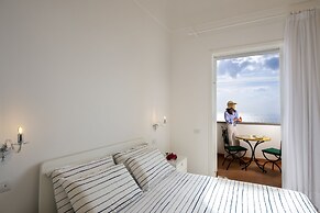 Albadamare Boutique Hotel