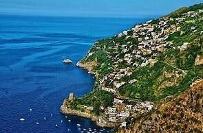 Albadamare Boutique Hotel