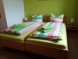 Pension & Gaststätte Sommerfrische