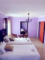 Riverstone Guest Lodge