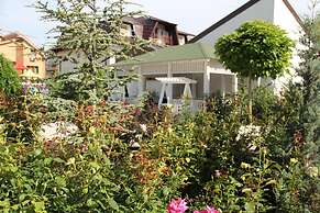 Sangria Luxury Family