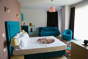 Sangria Luxury Family