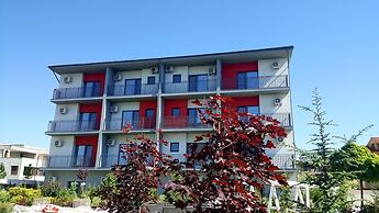 Sangria Luxury Family