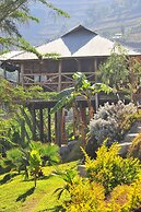 Lake Bunyonyi Rock Resort