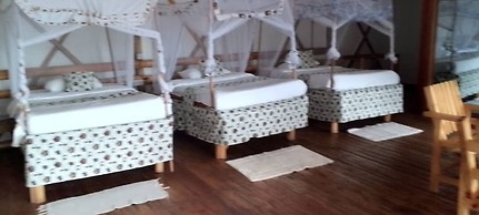 Lake Bunyonyi Rock Resort