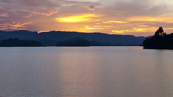 Lake Bunyonyi Rock Resort