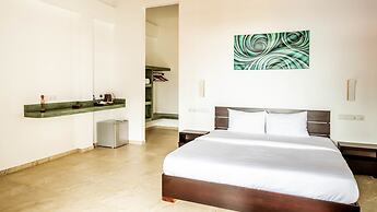 Green Parrot Beach Resort