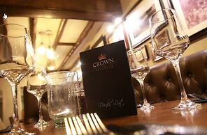 Crown Hotel