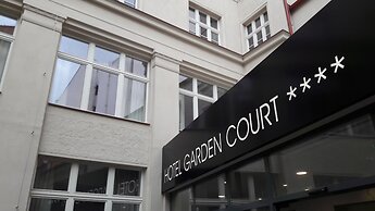 Hotel Garden Court