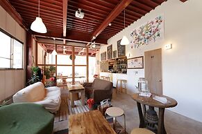 fan ABURATSU Sports Bar & Hostel