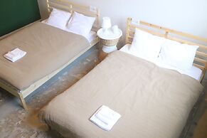 fan ABURATSU Sports Bar & Hostel