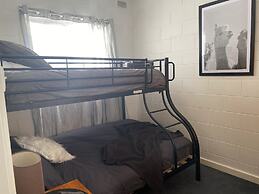 Apartment on Tennyson