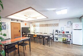 Jeong House