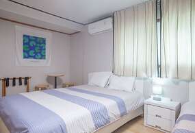 Jeong House