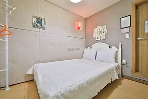 Hongdae Style Guesthouse