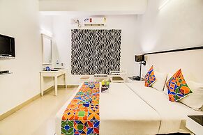 FabHotel 29th Church Inn