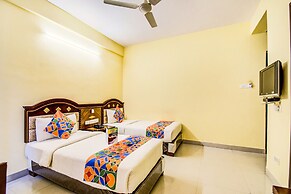 FabHotel 29th Church Inn