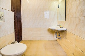 FabHotel 29th Church Inn