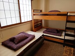K's House Kanazawa - Travelers Hostel