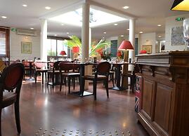 Hôtel-Restaurant Le Monarque