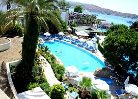 Royal Palm Beach Hotel