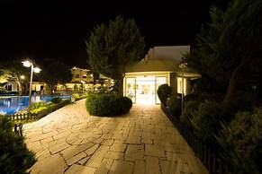 Royal Palm Beach Hotel