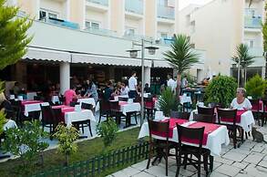 Royal Palm Beach Hotel