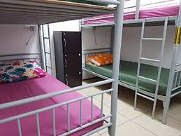 Mahana Lodge Hostel & Backpacker