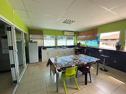 Mahana Lodge Hostel & Backpacker