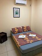 Mahana Lodge Hostel & Backpacker