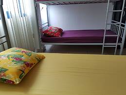 Mahana Lodge Hostel & Backpacker