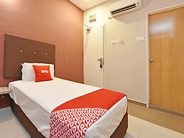 Super OYO Capital O 90556 Hotel Cherita Rooms