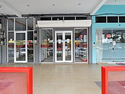 Super OYO Capital O 90556 Hotel Cherita Rooms