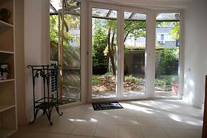 Baratero Garden Apartment