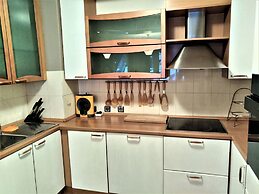 Baratero City Corner II Apartment