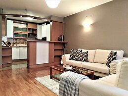 Baratero City Corner II Apartment