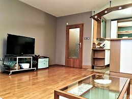 Baratero City Corner II Apartment