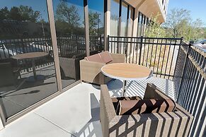 Holiday Inn Knoxville N - Merchant Drive by IHG