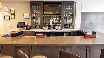 Holiday Inn Knoxville N - Merchant Drive by IHG