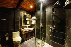 Lijiang Wengjia Dayuan