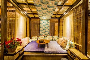 Lijiang Wengjia Dayuan