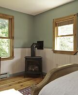 Golden Stage Inn B&B