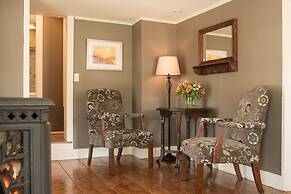 Golden Stage Inn B&B