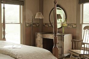 Golden Stage Inn B&B