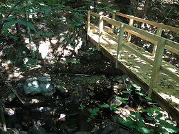 Golden Stage Inn B&B