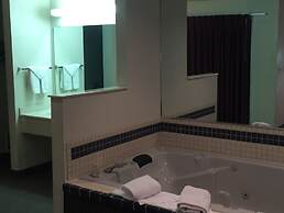 Amerihost Inn & Suites - Mexico