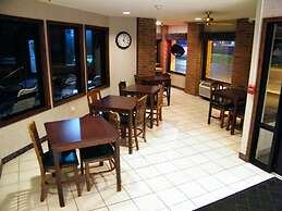 Amerihost Inn & Suites - Mexico