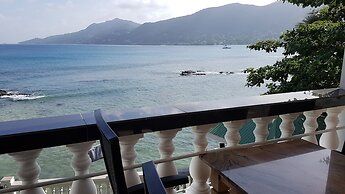 The Drake Seaside Apartment