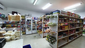 The Drake Seaside Apartment